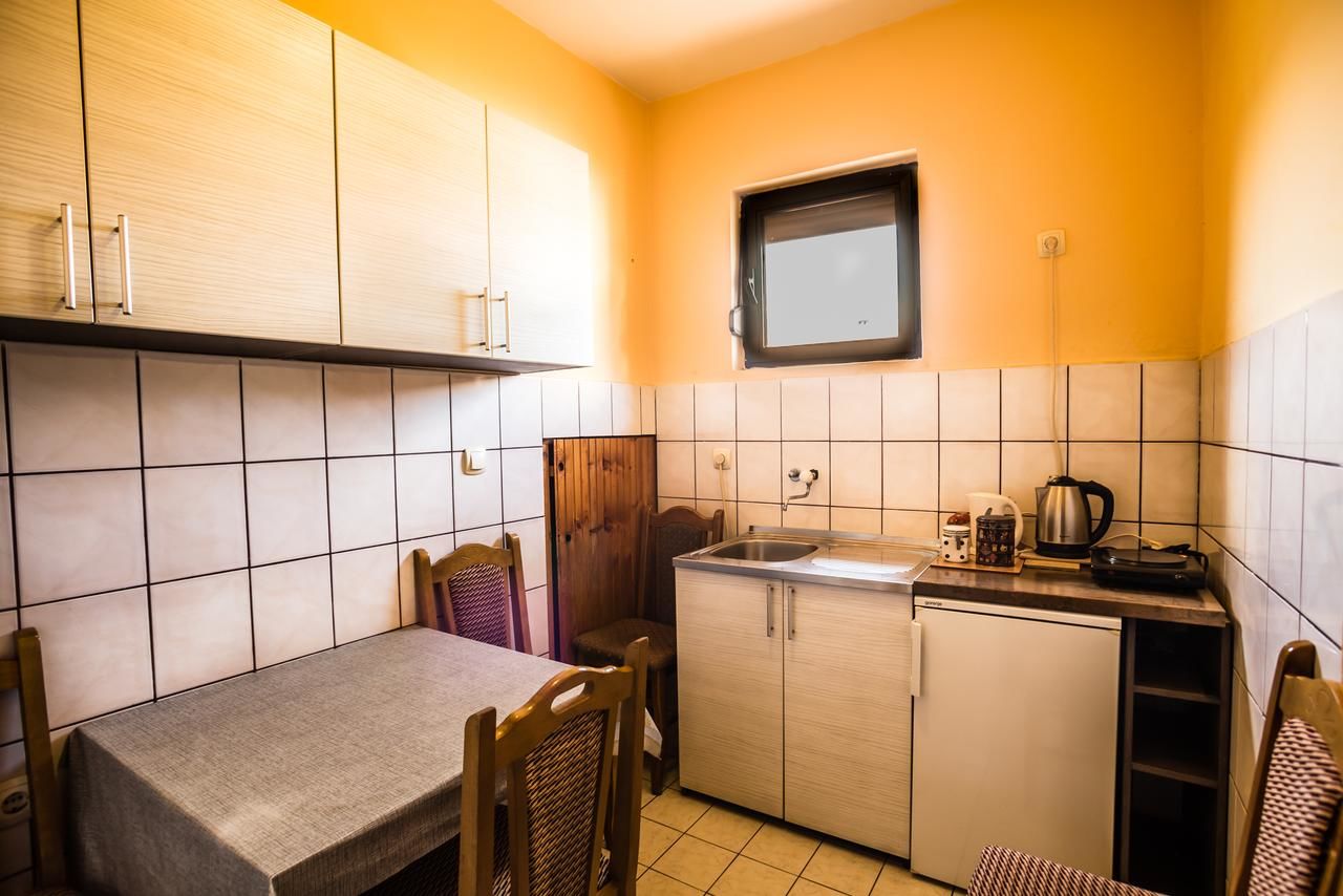 Гостевой дом Private Accommodation Kubura Подгорица-21