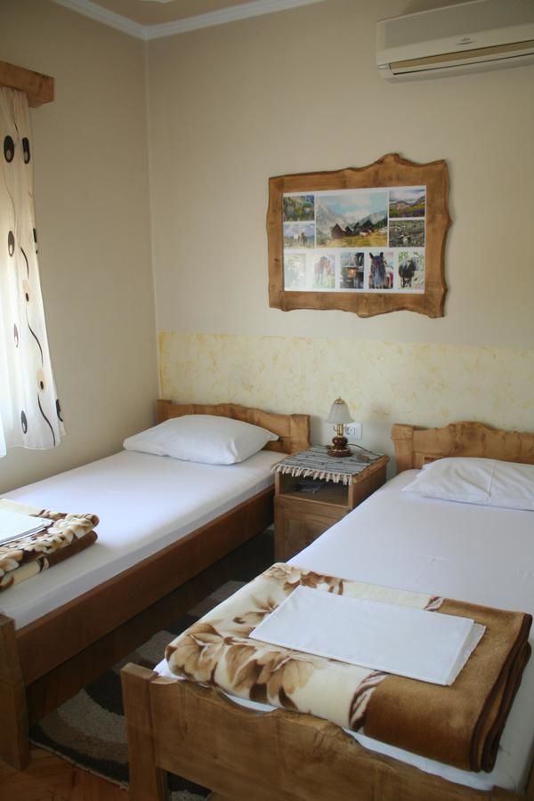 Гостевой дом Private Accommodation Kubura Подгорица